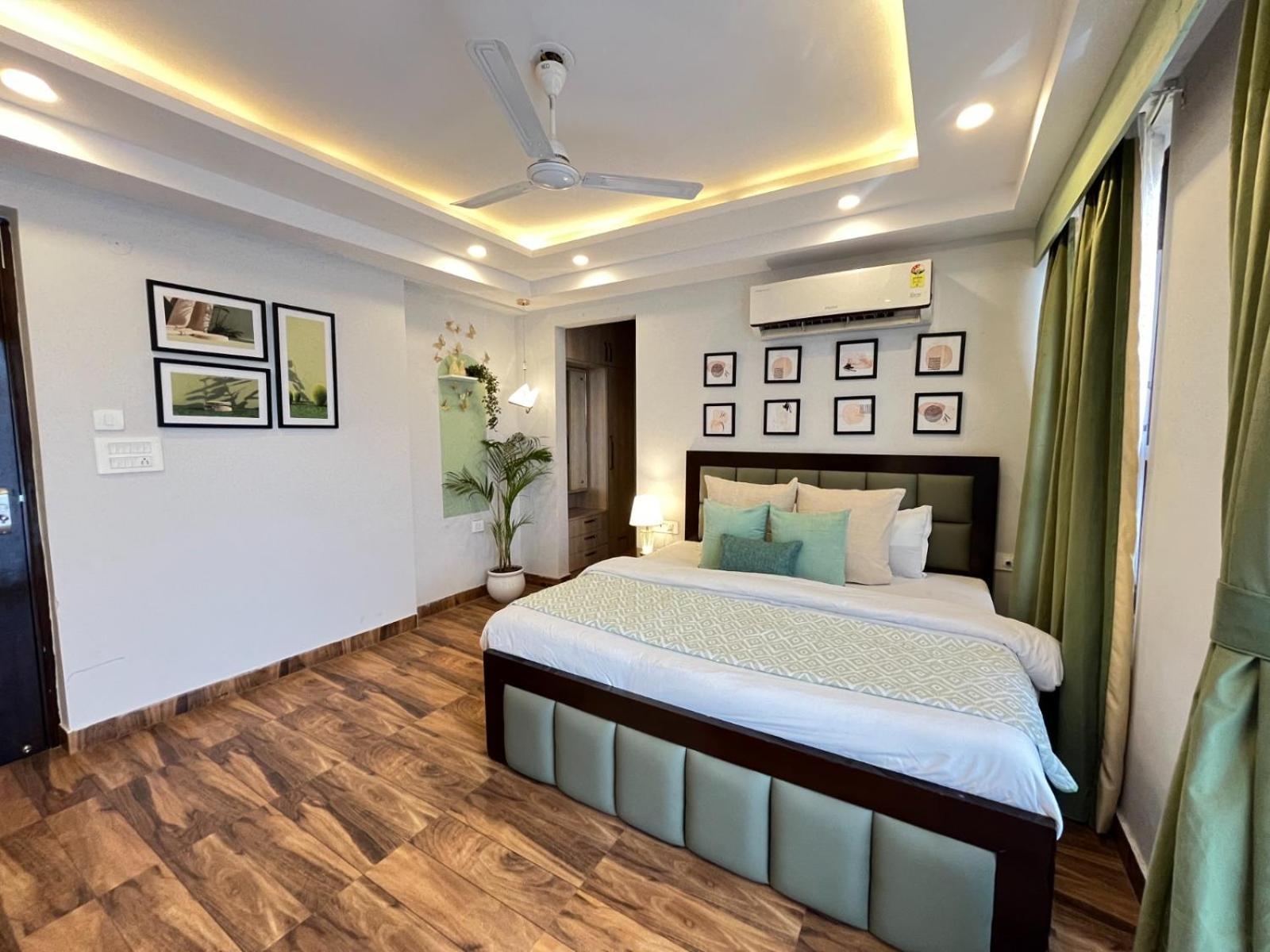 Bedchambers Medicity Serviced Apartments In 古尔冈 外观 照片