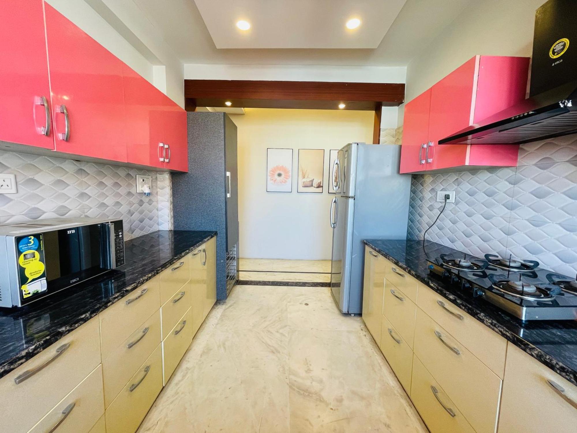 Bedchambers Medicity Serviced Apartments In 古尔冈 外观 照片