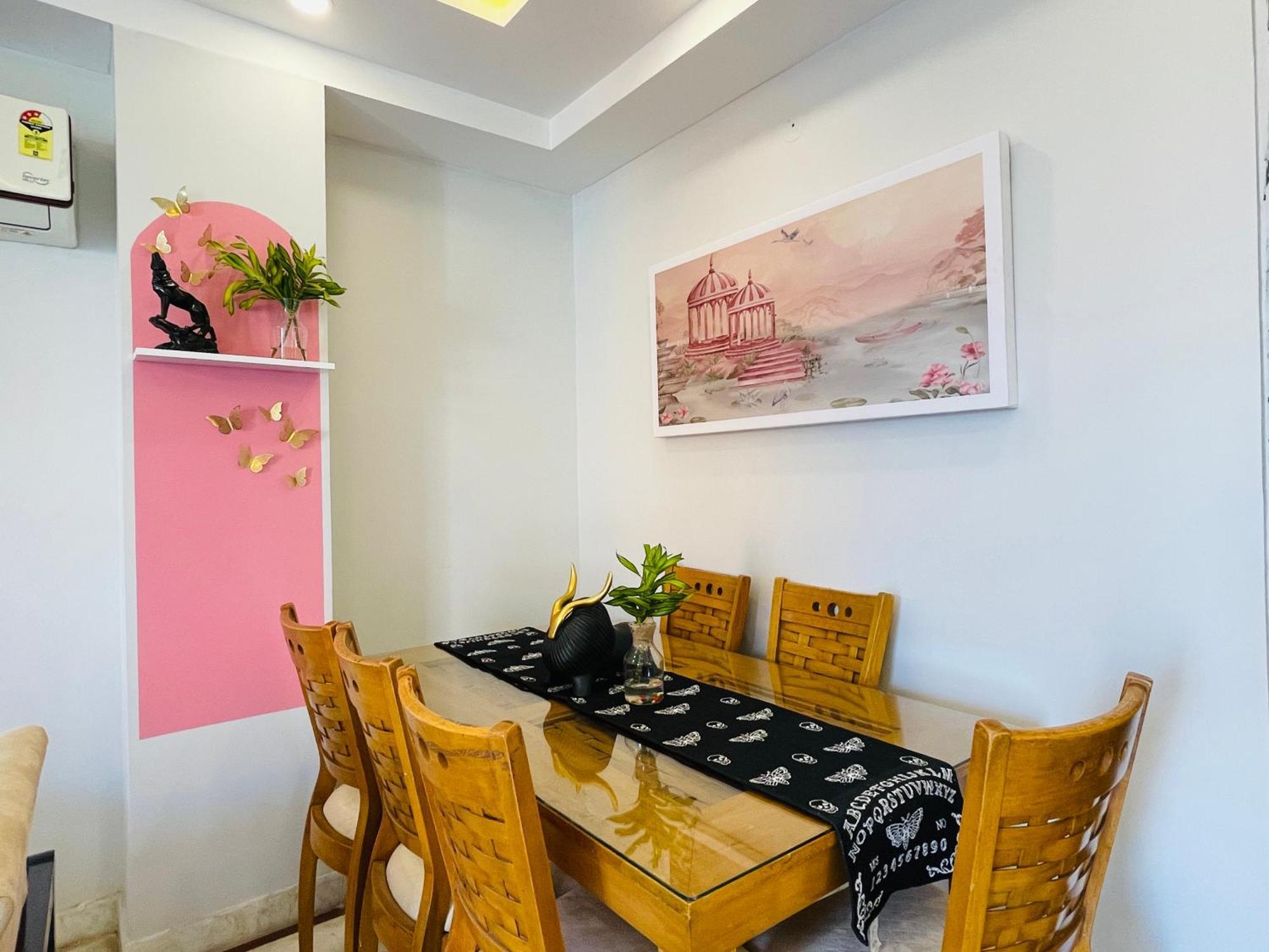 Bedchambers Medicity Serviced Apartments In 古尔冈 外观 照片