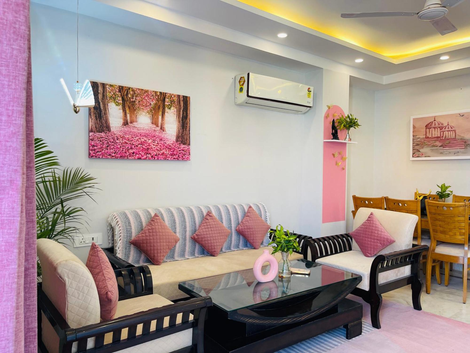 Bedchambers Medicity Serviced Apartments In 古尔冈 外观 照片